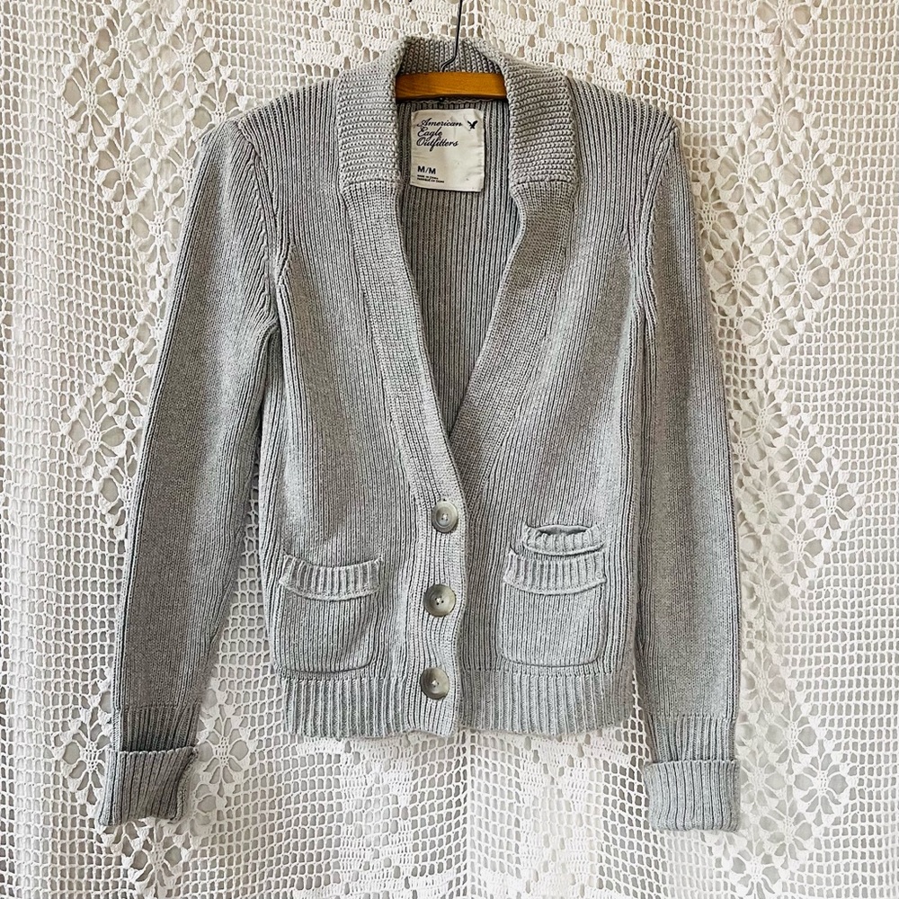 🌸 American Eagle Outfitters Light Gray Women's Cardigan
